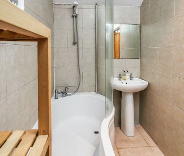 5 bedroom detached house to rent - Photo 6