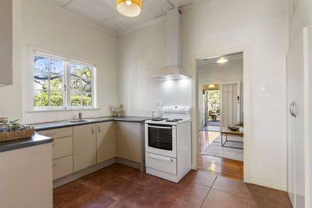 Epsom Property - Photo 5