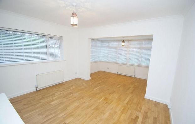 3 bedroom bungalow to rent - Photo 1