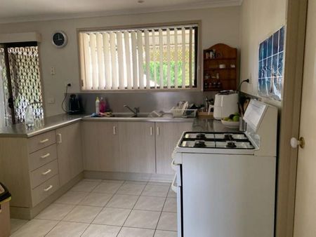 Situated in a quiet location - Photo 2