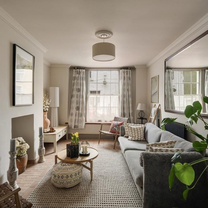 2 bedroom end of terrace house to rent - Photo 1