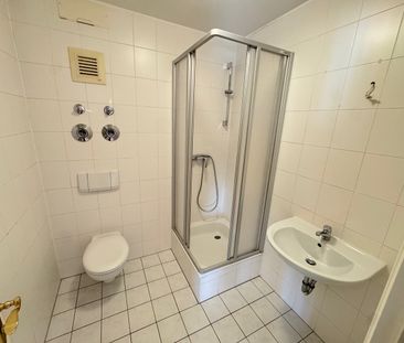 Leben im Herzen der Neustadt ? 2-Zimmer-Wohnung mit EBK sucht Sie a... - Foto 4