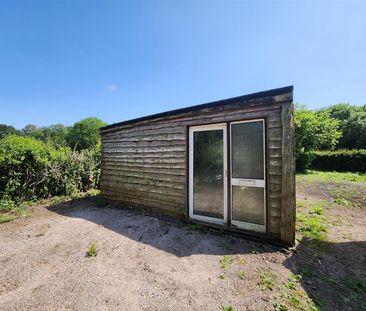 Poulton Court Cottages, Awre, Newnham - Photo 1