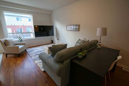 For Lease - 70 Palace Beach Trail, Hamilton, Ontario - Photo 5