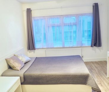 Room in a Shared House, London, NW2 - Photo 4