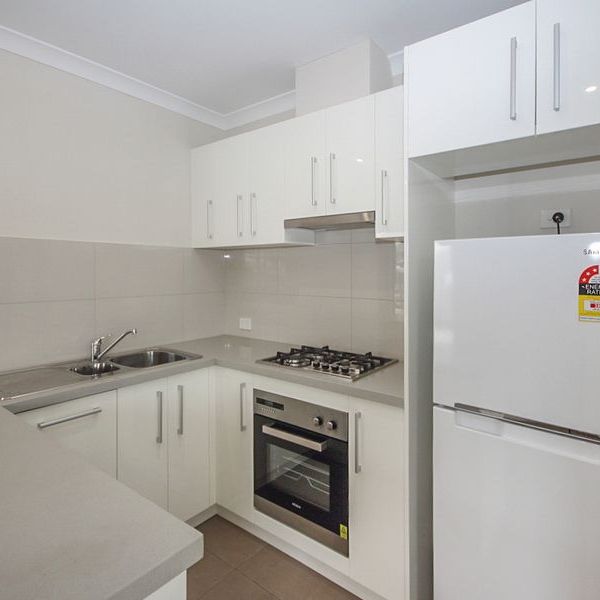 2x2 APARTMENT LIVING (WATER USAGE & GAS INCLUDED) - Photo 1