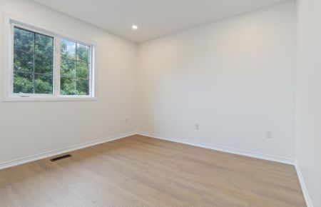 For Lease - 3269 Camberwell Drive Unit# UPPER, Mississauga, Ontario - Photo 3