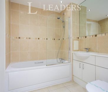 1 bedroom flat to rent - Photo 6