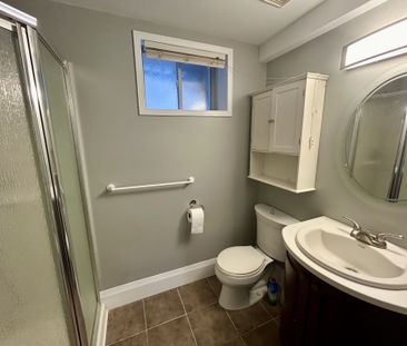For Lease - 140 Monique Crescent Unit# Lower, Barrie, Ontario - Photo 5