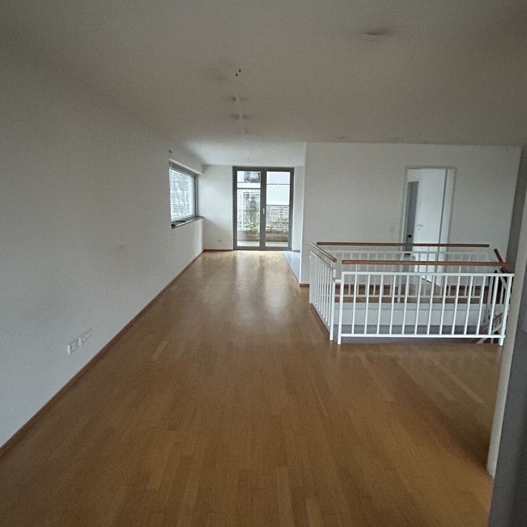 Messeallee 20, 45131 Essen - Photo 1