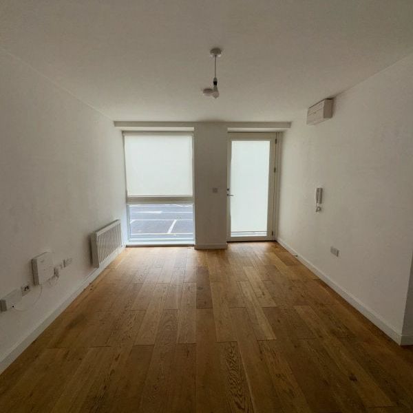 Regent House, Basildon, Property for rent - Photo 1