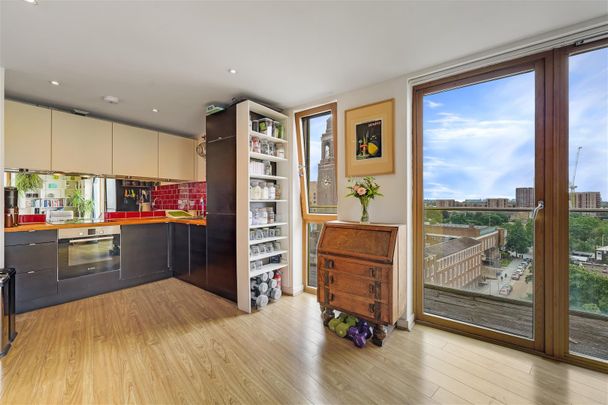 Flat To Let - Photo 1