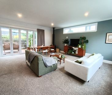 17 Rossiter Avenue, Waterloo - Photo 2