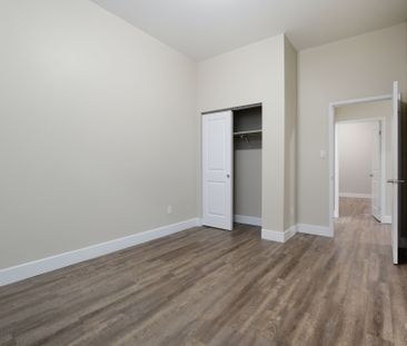 For Lease - 149 MAIN Street Unit# 101, Hamilton, Ontario - Photo 3