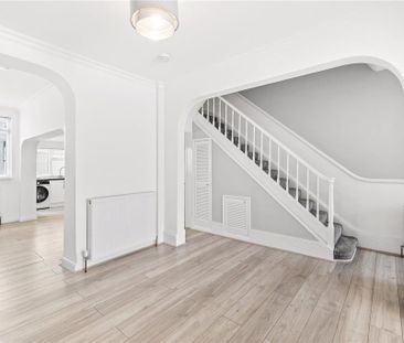 4 bedroom terraced house to rent - Photo 4