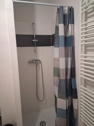 Location Appartement 2 pièces 38m² LAUNAGUET 31140 - Photo 4