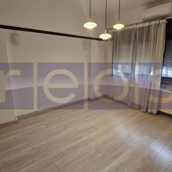 INCHIRIERE APARTAMENT ÎN VILĂ INTERBELICĂ – 5 CAMERE, ZONĂ CENTRALĂ - Photo 1