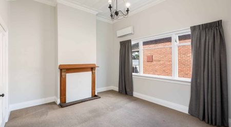 Saint Clair Home - Photo 5