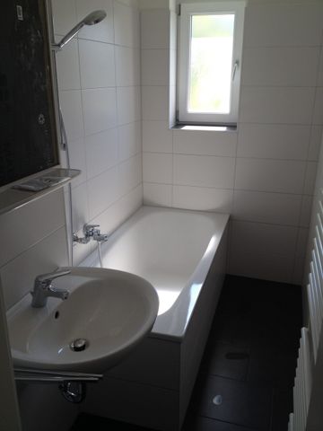 130-160 Herseler Str. 20, Bonn-Gaurheindorf, I. OG li, 3 Zimmer, 75,80 m², Kaltmiete: 830,00 € - Photo 4