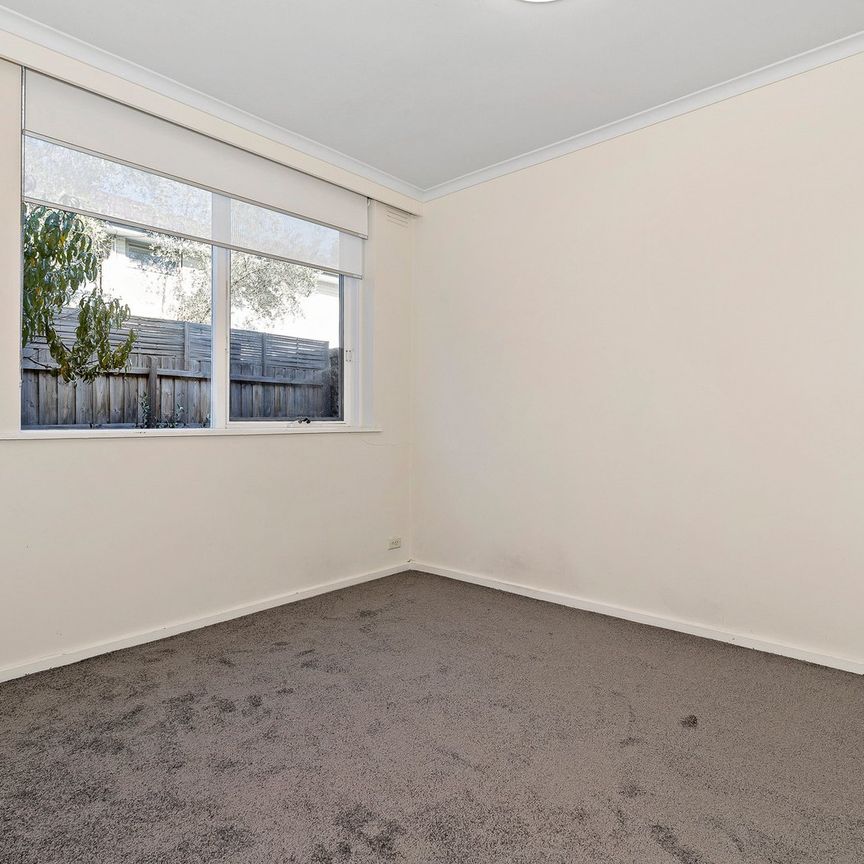 2/194 Grange Road, Carnegie VIC 3163 - Photo 1