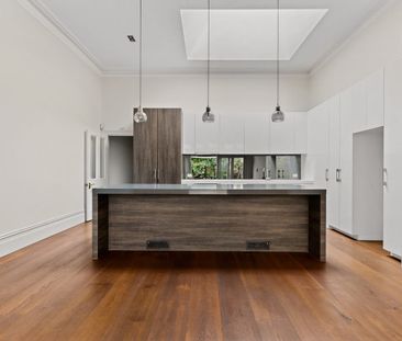 Stylish, Renovated Home in a Premier Lifestyle Location - Photo 5
