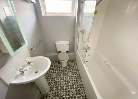 Seymour House, Sandy Lane, Radford, Coventry - Photo 5