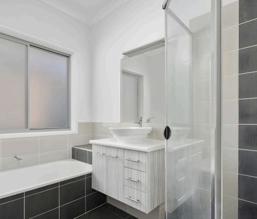 26 Capricorn Circuit, North Lakes QLD 4509 - House For Rent | Domain - Photo 6