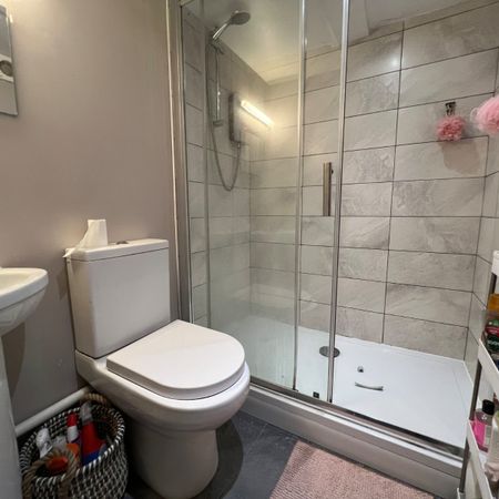 1 bedroom detached house to rent - Photo 4