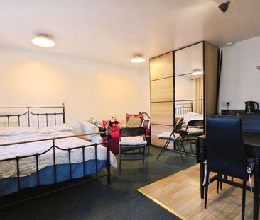 Studio to rent - Photo 4