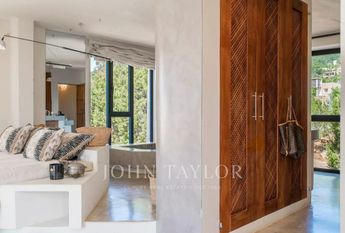 Es Cubells, Balearic Islands 07839