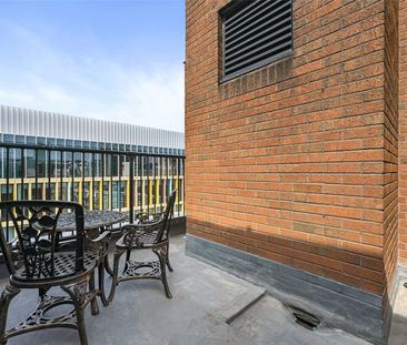Long Lane, Smithfield, Clerkenwell, London, EC1A 9PN - Photo 1