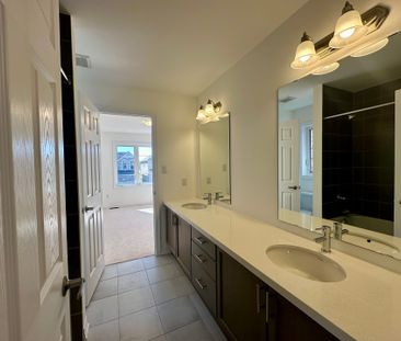 For Lease - 211 Stayner Street, Clearview, Ontario - Photo 6