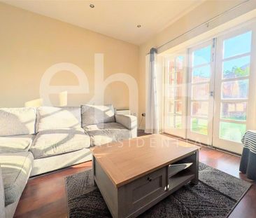 2 bedroom townhouse to rent - Photo 2
