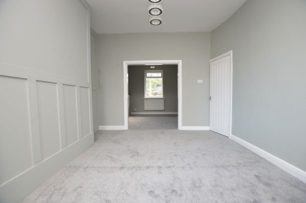 3 Bedroom End of Terrace - Photo 1