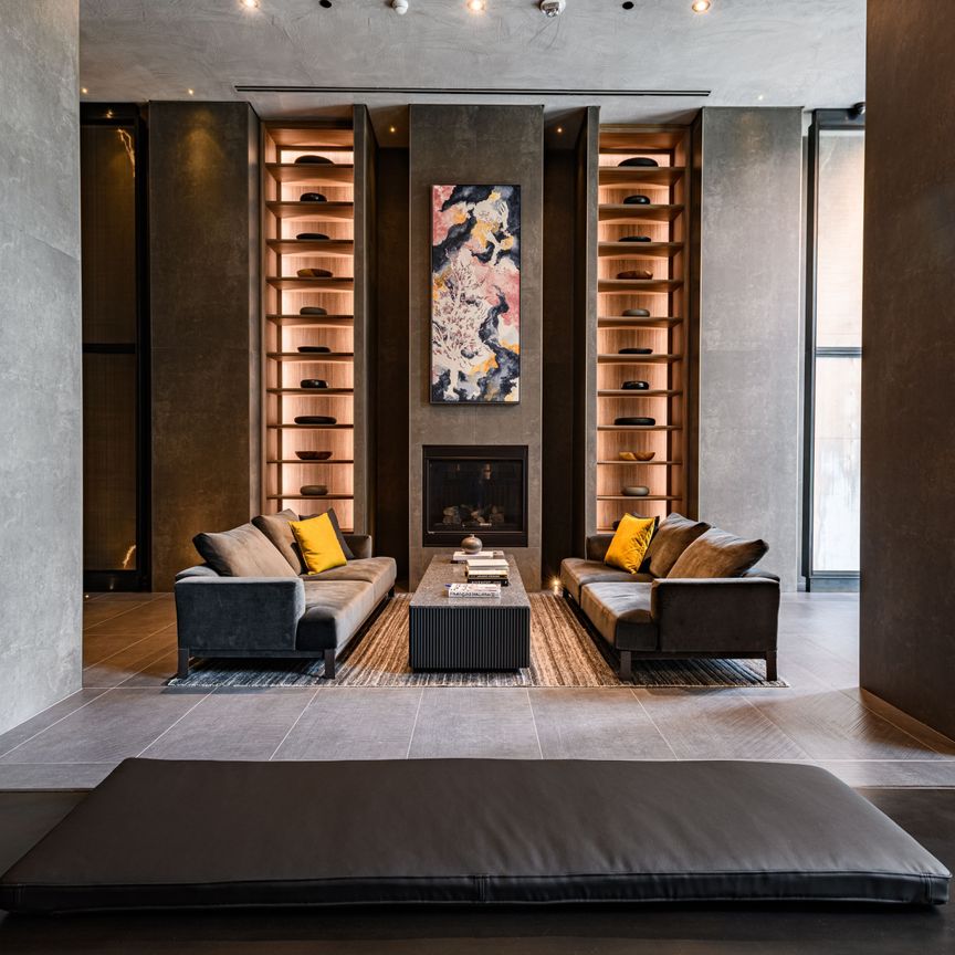 For Lease - 55 Charles Street Unit# 3204, Toronto, Ontario - Photo 1