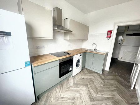 Lockyer Road, Apt 3, Plymouth - Photo 3