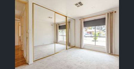 Spacious 3-Bedroom Home with Large Backyard! - Photo 5