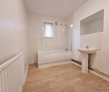 2 bedroom property to rent in Ipswich - Photo 2