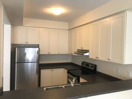 For Lease - 14 Sibbald Avenue, Markham, Ontario - Photo 3