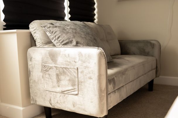 1 Bed Flat, London, CR7 - Photo 1