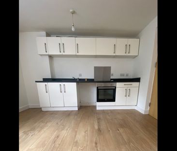 1 Bed Flat, Westleigh Road, LE3 - Photo 3