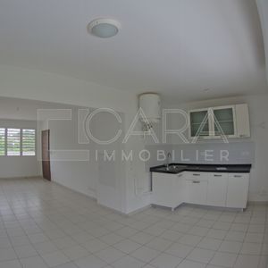 Location Appartement 2 pièces 52m² CAYENNE 97300 - Photo 2