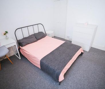 4 bedroom house share to rent - Photo 4