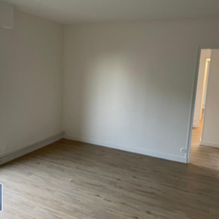 Location Appartement 5 pièces 127m² LE MANS 72000 - Photo 1