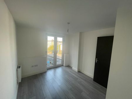 1 bedroom flat to rent - Photo 3