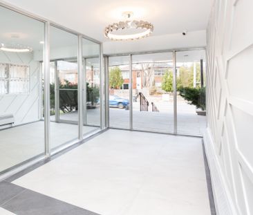 For Lease - 371 Lakeshore Road Unit# 504, Mississauga, Ontario - Photo 4