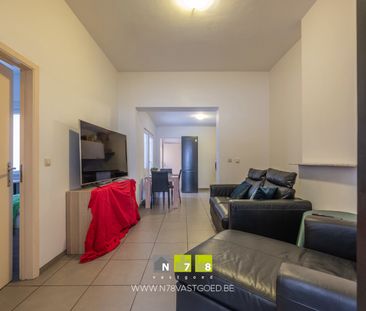 APPARTEMENT OP HET GELIJKVLOERS MET 2 SLAAPKAMERS DICHTBIJ HET CENT... - Foto 2