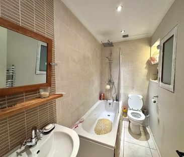 2 bedroom House To Let - Photo 4