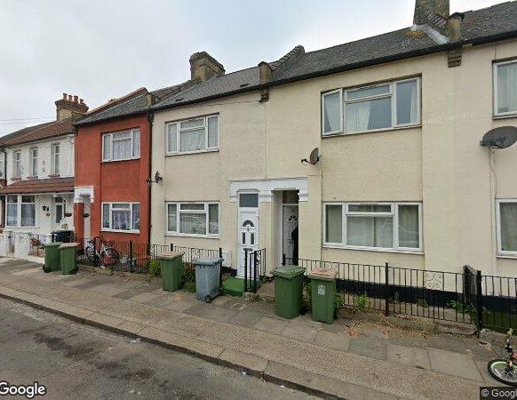 Room in a Shared House, Eclipse Road, E13 - Photo 1
