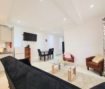 Laleham Road, London SE6 - Photo 1